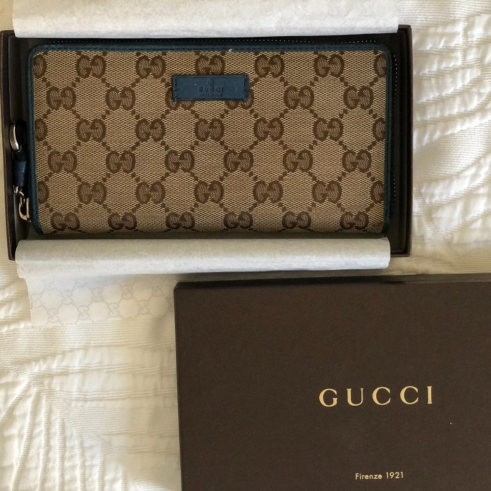 Authentic Gucci Canvas Wallet